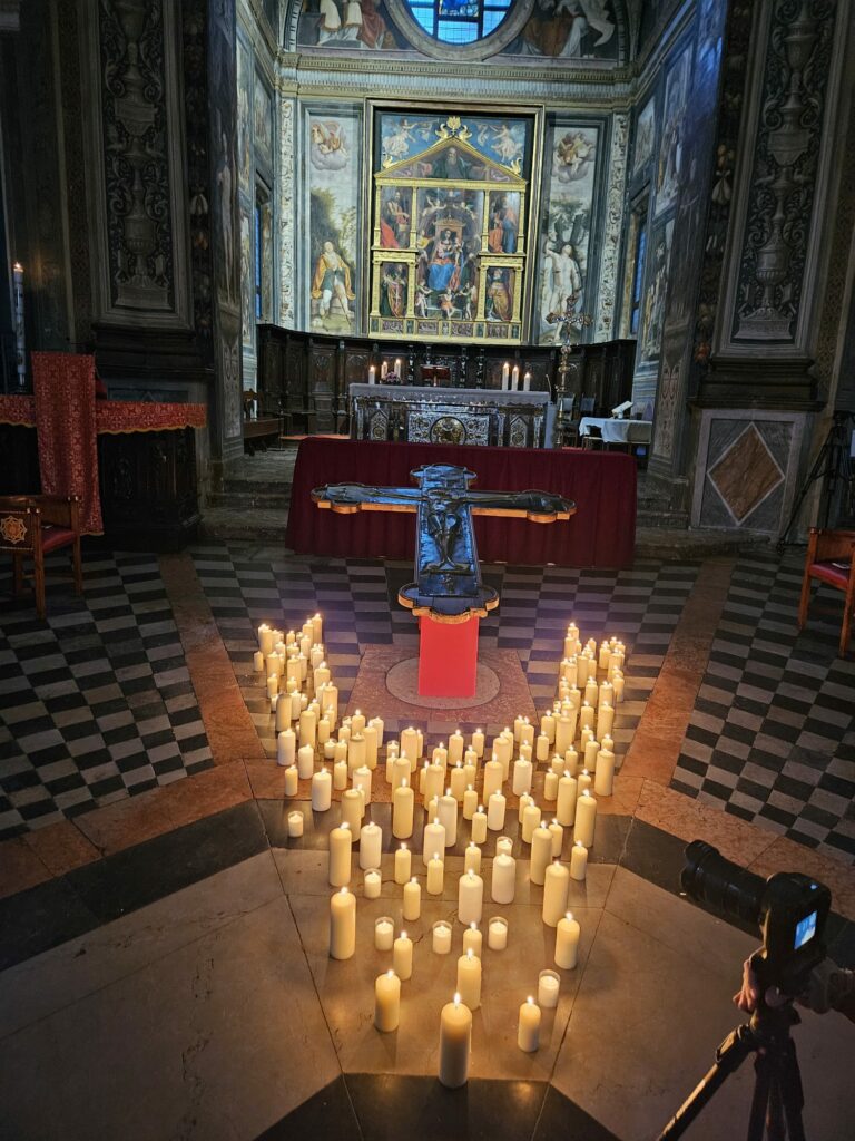 veglia della Croce 24 a lume di candela 