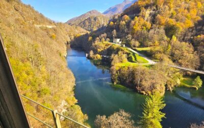 Il “Treno del Foliage” Centovalli per immergersi nei colori dell’autunno