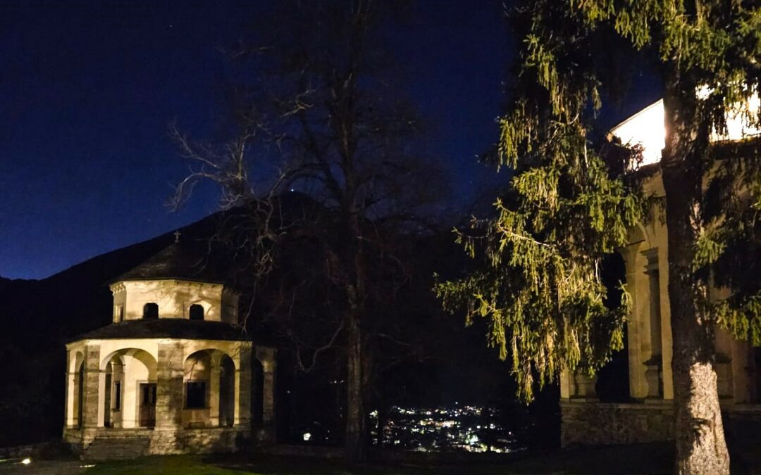 Sacro Monte Calvario di Domodossola by night: emozione alle stelle